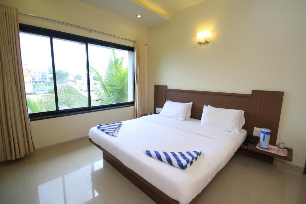 Hotel Sai Smaran Shirdi Phòng bức ảnh