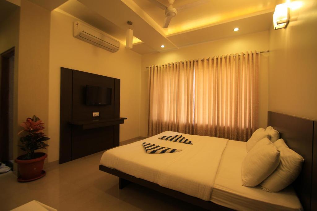 Hotel Sai Smaran Shirdi Phòng bức ảnh