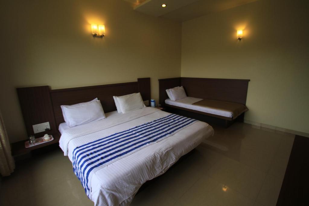 Hotel Sai Smaran Shirdi Phòng bức ảnh