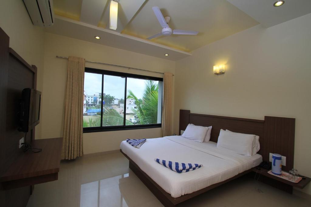 Hotel Sai Smaran Shirdi Phòng bức ảnh